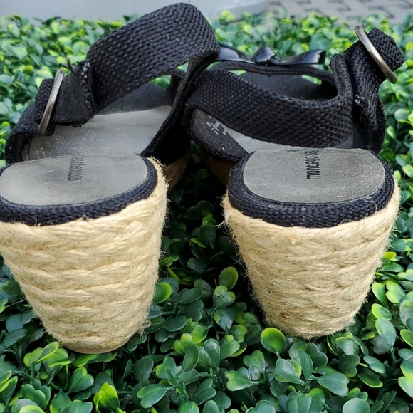 Open toe shoes - Picture 3 of 6